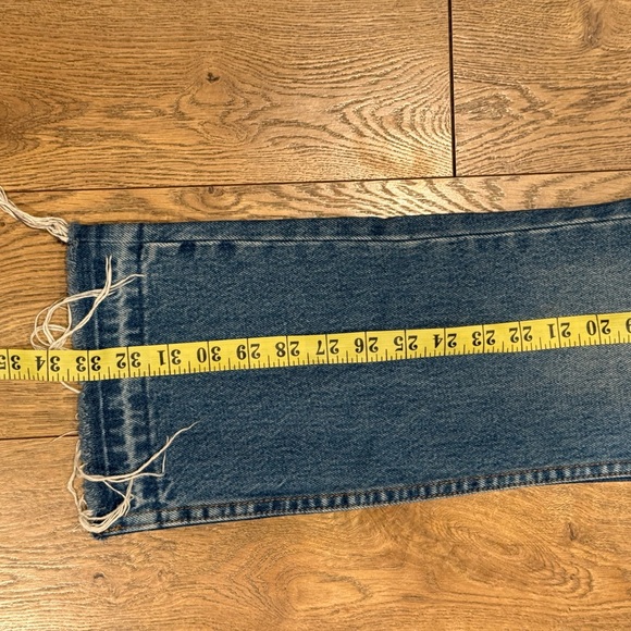 Women’s Free People Straight Leg Blue Jeans with Raw Hem - Picture 12 of 14